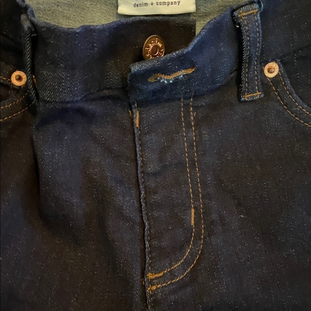 Denim & Co. Canyon Retreat Easy Stretch Pull On Slim Straight Leg Denim Jean 6 - Picture 8 of 9